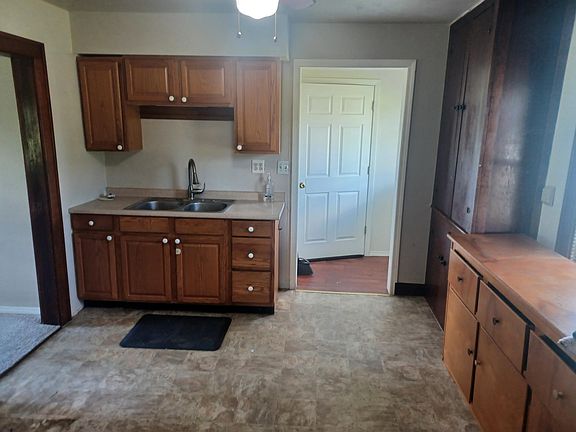3rd image of 15163 S Mosiertown Rd