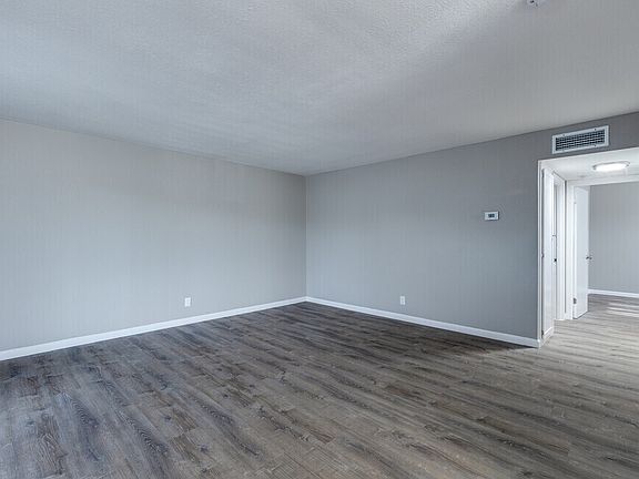 4th image of 6449 Casada Way APT 22