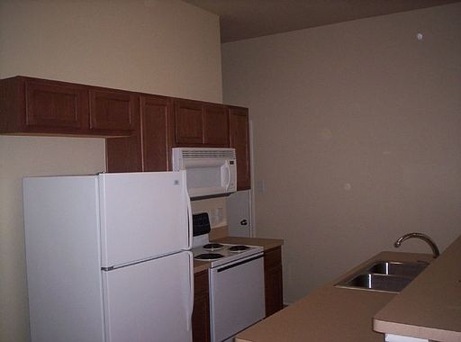 4th image of 6330 Onyx Dr S