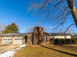 3933 Perry St, Harrison, AR 72601