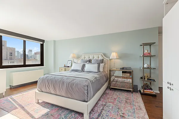 Sold by Compass | media 5