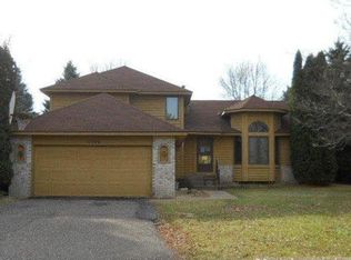 11508 Lakeside Ct, Champlin, MN 55316