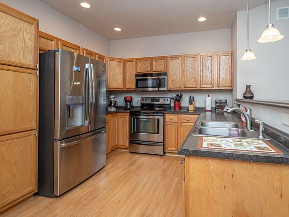 5th image of 1329 SE University Ave Unit 309