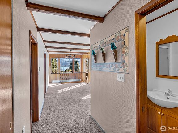 4th image of 4514 Ferncroft Road