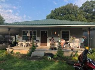 960 Cross St, Rossville, GA 30741
