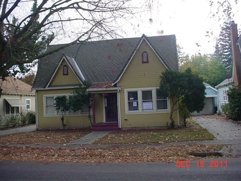 1st image of 1130 W Acacia St