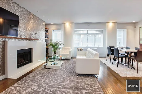 Sold by Bond New York | media 14