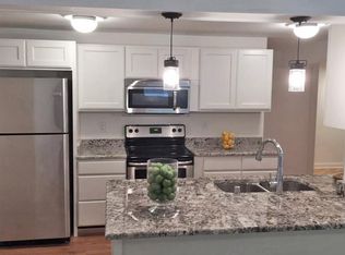 8201 Arnoldtown Rd, Louisville, KY 40214