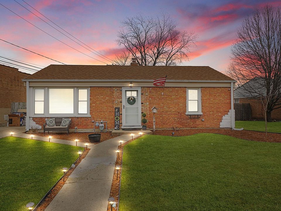 1st image of 2741 Calwagner St