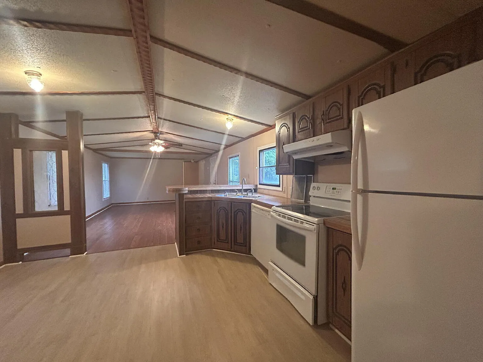 2 bed, 2.0 bath, $900 — Photo 4