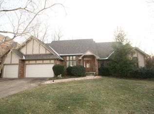 2324 E Nottingham St, Springfield, MO 65804