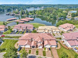 1066 Siesta Key Ct, Moneta, VA 24121