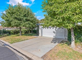 32587 Montgomery Dr, Springville, CA