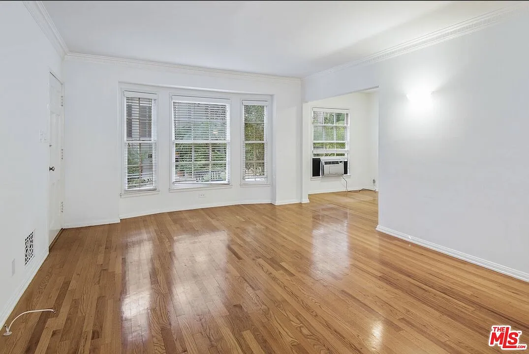 1 bed, 1.0 bath, $2,595 — Photo 3