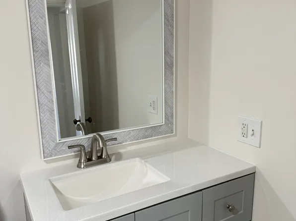 183 Washington St #181A, Dover, NH 03820