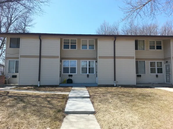 8867 N 95th St, Milwaukee, WI 53224