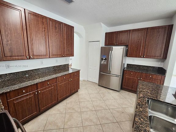 2nd image of 11480 NW 82nd Ter #11480