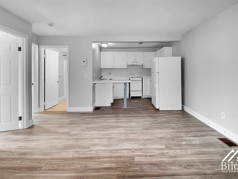 859 Pine Street — Photo 40