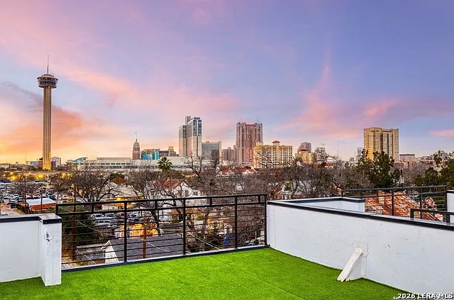 308 S Mesquite St #104 — Photo 6