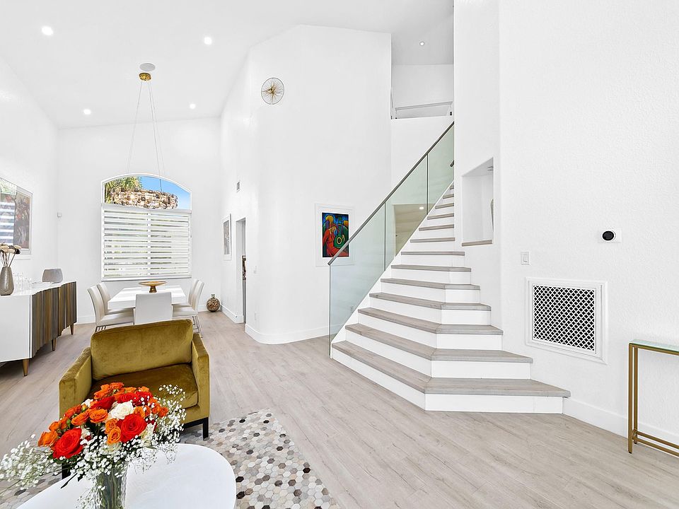 1st image of 15611 SW 16th Court