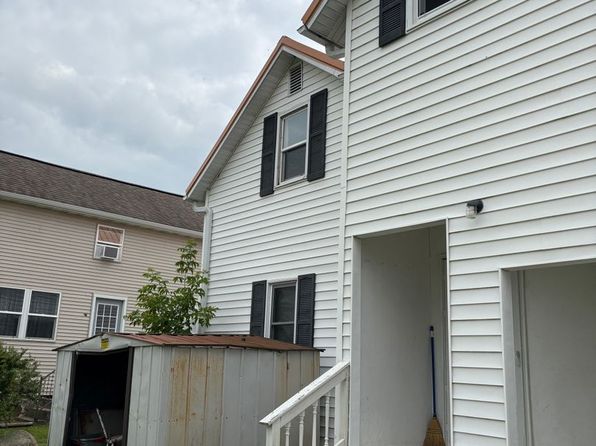 332 Cedar St