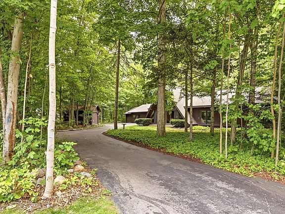 2nd image of 5130 Churchgrove Rd