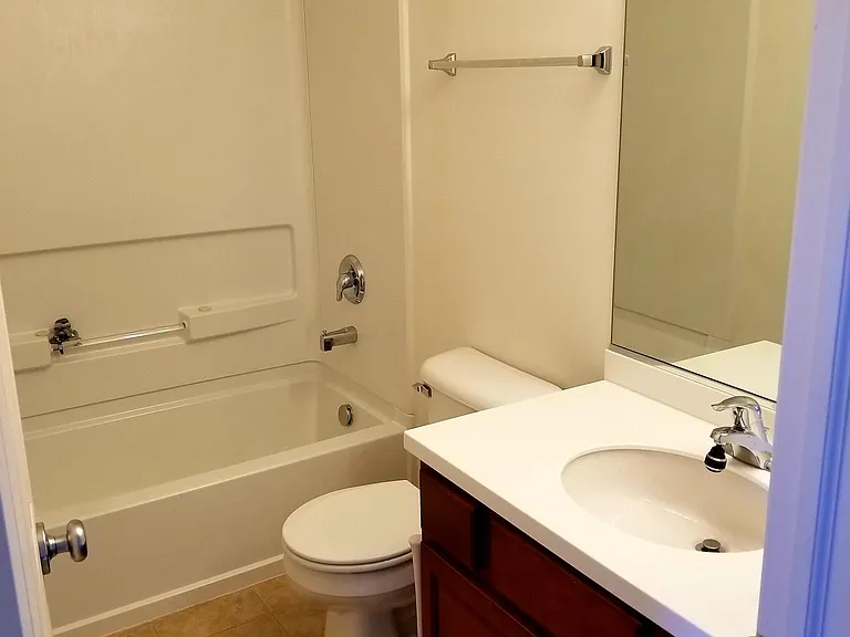 245 Jackson St — Photo 11