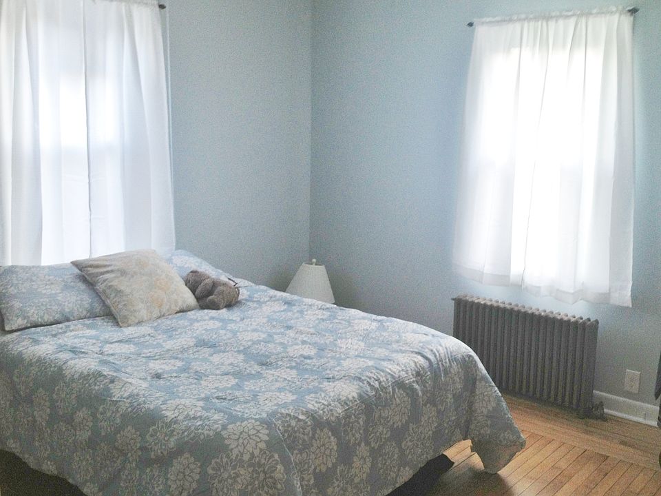 1st image of 73 Narragansett Ave