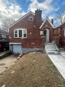 6120 Bircher St, Saint Louis, MO, 63120