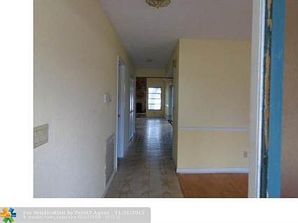5th image of 5697 SW 100th Ave