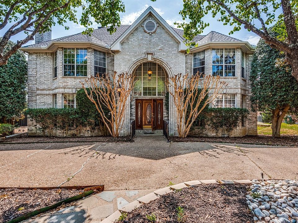 1st image of 2402 Creekside Cir N