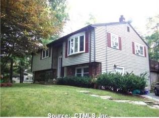 137 N Sterling Rd, Moosup, CT 06354