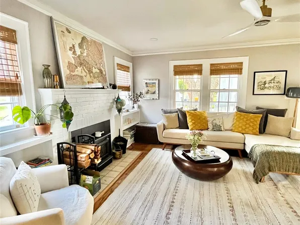 271 Brook St, Waynesville, NC 28786