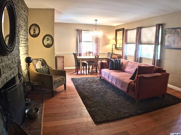 4th image of 21437 Providencia St