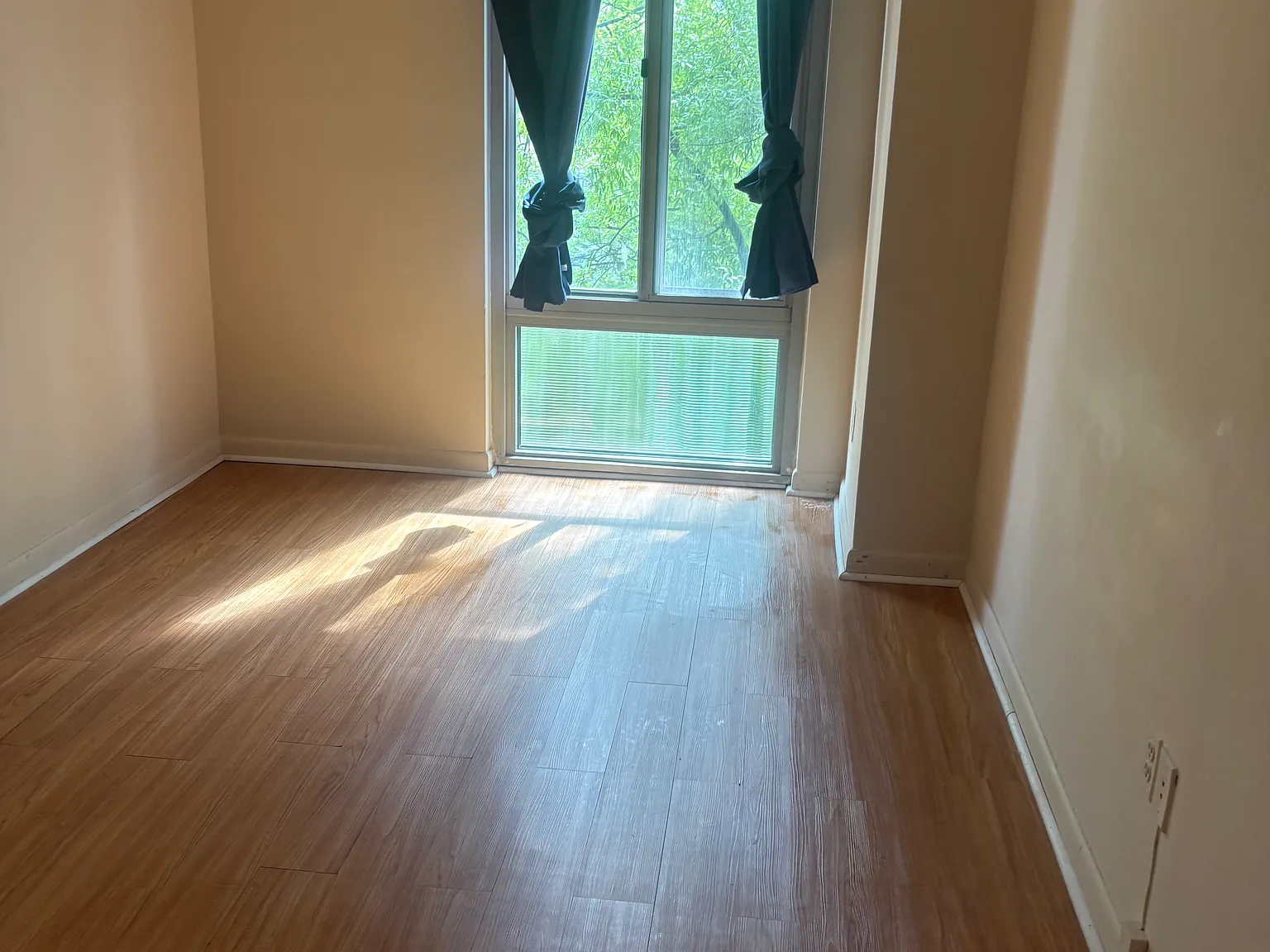 1 bed, 750 sqft, $2,445 — Photo 2