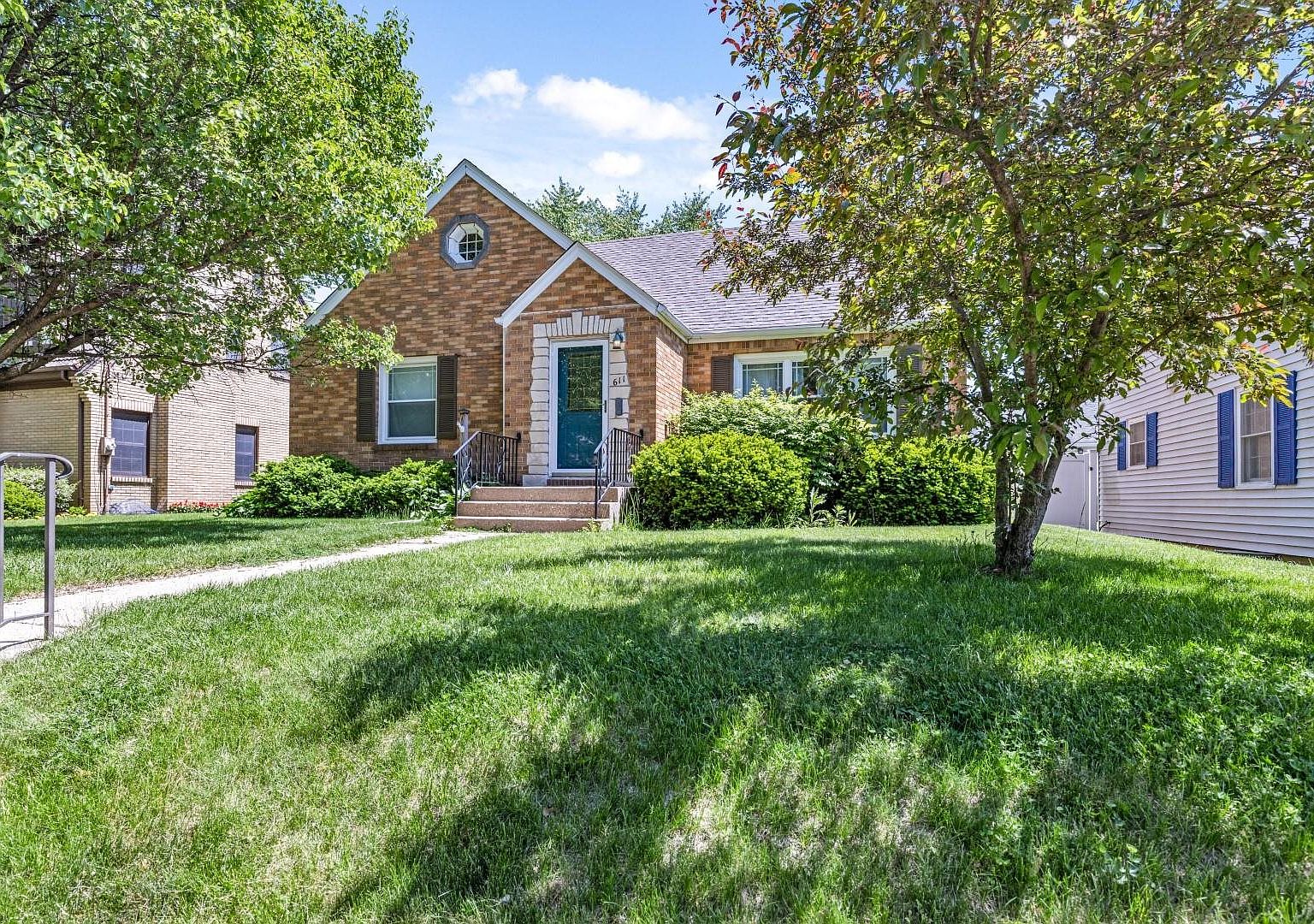 611 Robert Ave, Rockford, IL 61107 Zillow