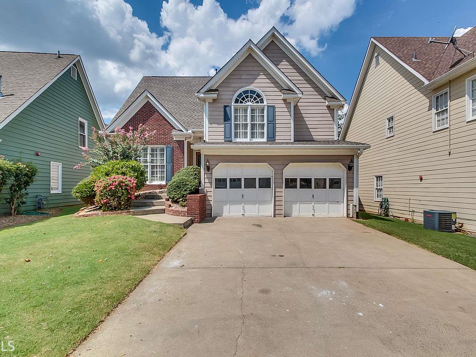 1st image of 1943 Briar Pond Way