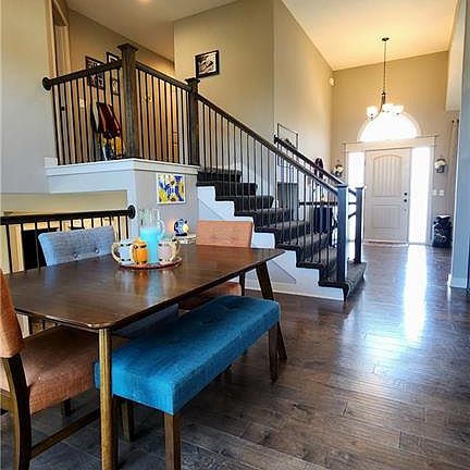 4th image of 7604 N Amoret Ave