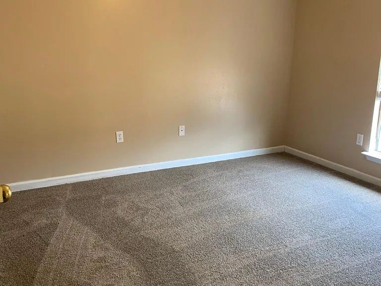 5190 Hemingway Dr — Photo 7
