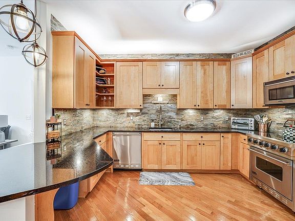 4th image of 20 Avenue At Port Imperial APT 111