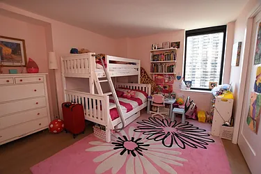 Rented by Yoram Adin, LREB