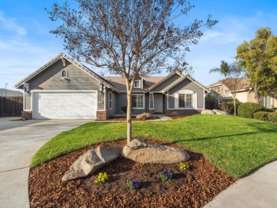 4842 W Country Court, Visalia, CA, 93277