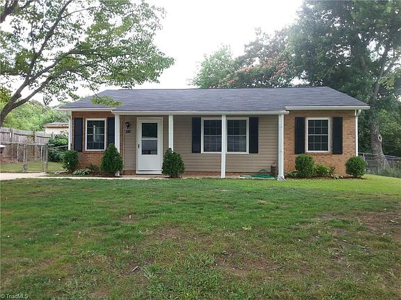 2nd image of 3115 Kilkenny Ave