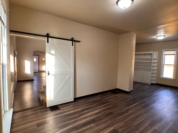 515 S Walts Ave, Sioux Falls, SD 57104