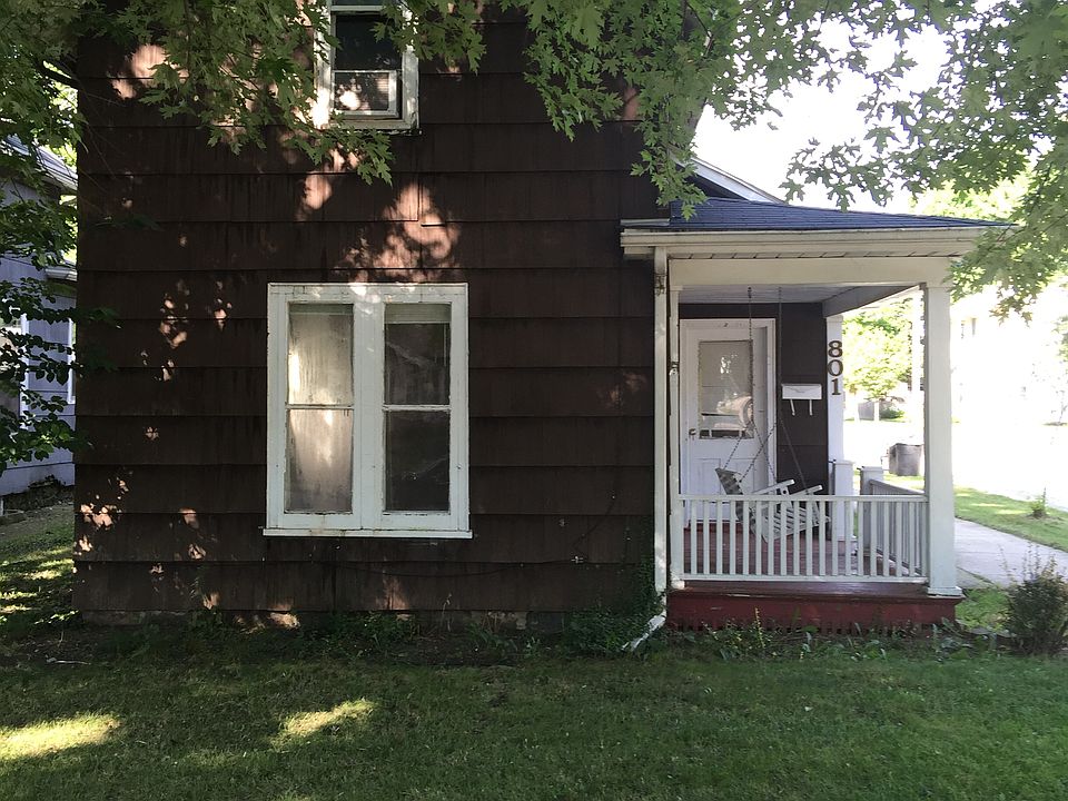 1st image of 801 Emerson St