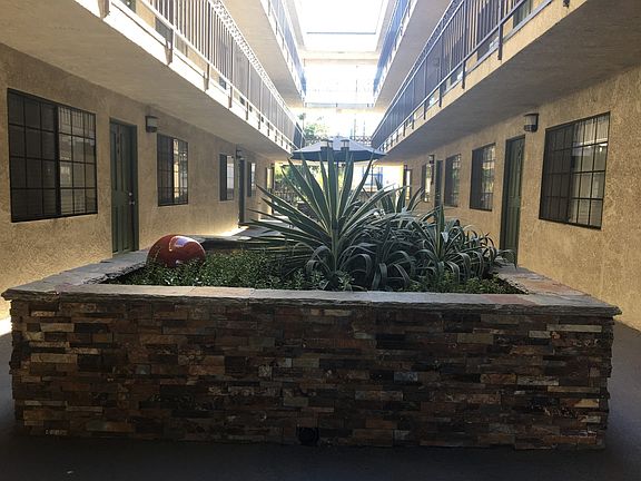 3rd image of 11225 Huston St APT 204
