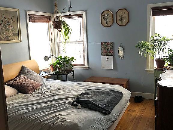 2nd image of 1093 Seminole Ave