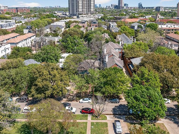 3rd image of 3910 Bowser Ave