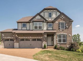 4200 Napa View Ln, Saint Charles, MO 63304