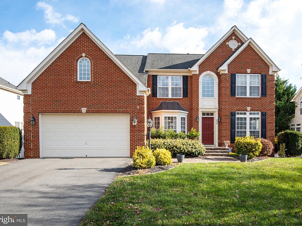 1st image of 343 Preston Dr